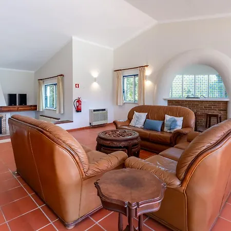 Typical 5bdr House With Pool & Bbq By Lovelystay Holiday home