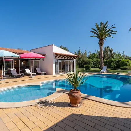 Typical 5bdr House With Pool & Bbq By Lovelystay Tatil Evi Luz