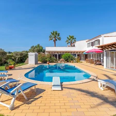 Typical 5bdr House With Pool & Bbq By Lovelystay *